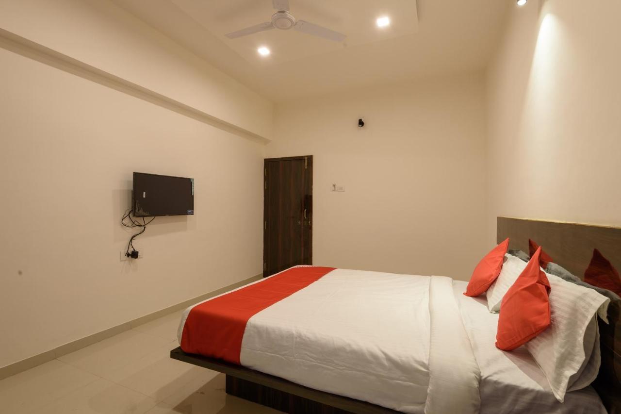 Hotel Oyo 22964 Kundan Lawns Shirdi Exterior foto