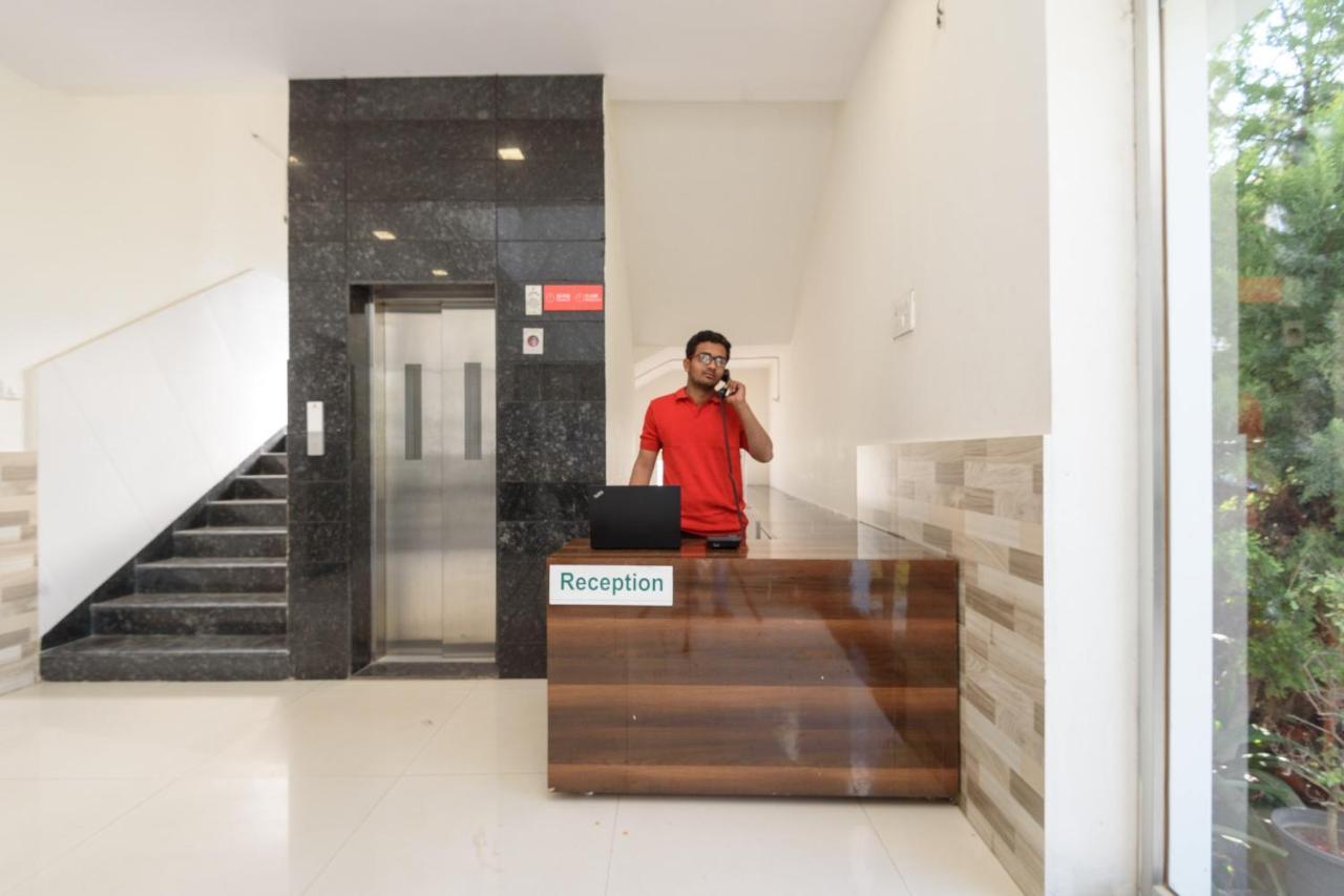 Hotel Oyo 22964 Kundan Lawns Shirdi Exterior foto